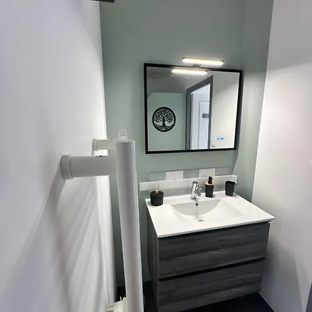 Le Cosy 155 Climatise Apartment *